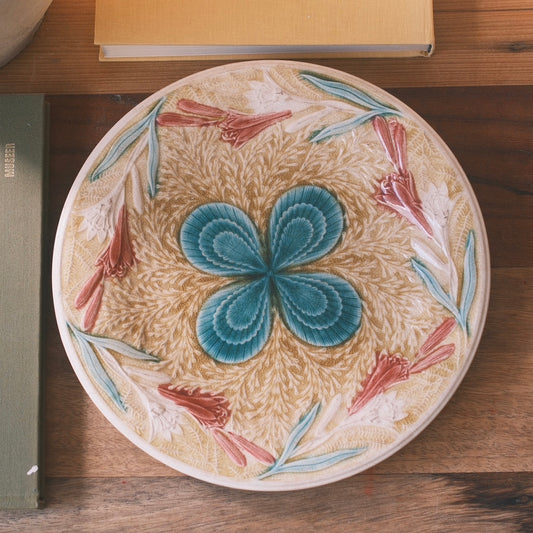 Dekorativt Fat med Blommor