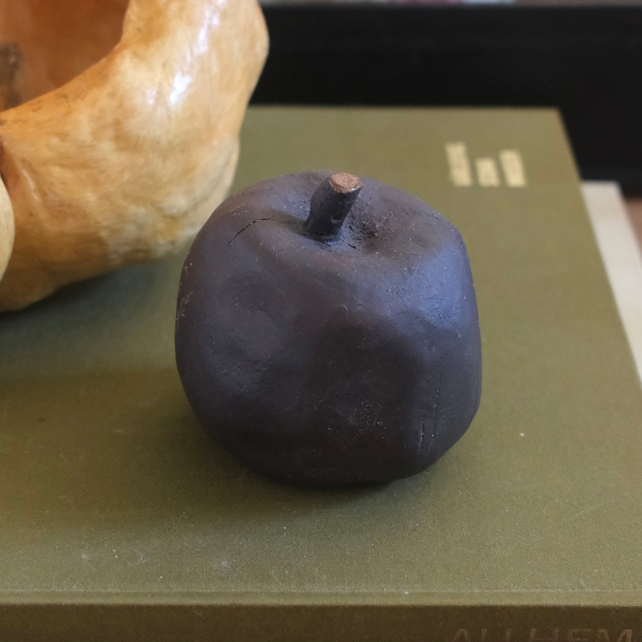 Handgjort Äpple i Lera
