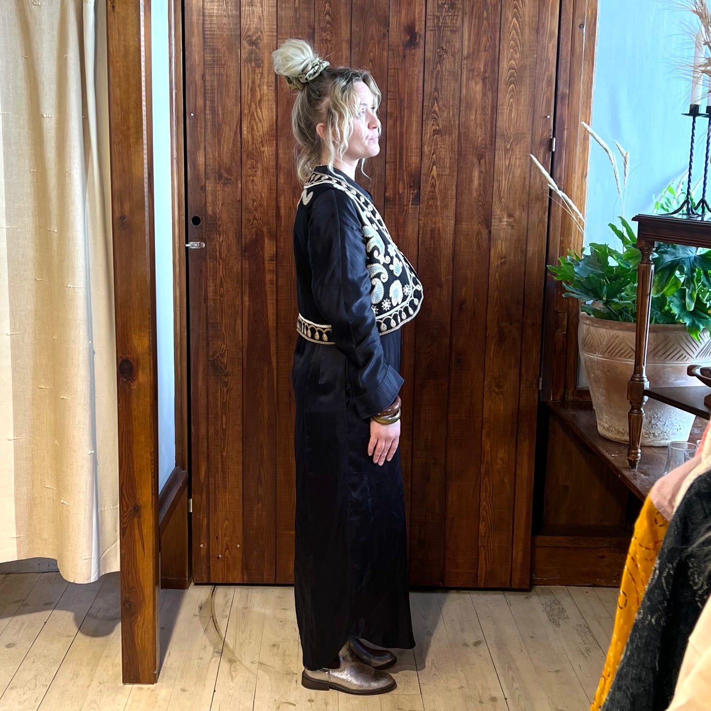 Broderad Väst - Storlek XS/S