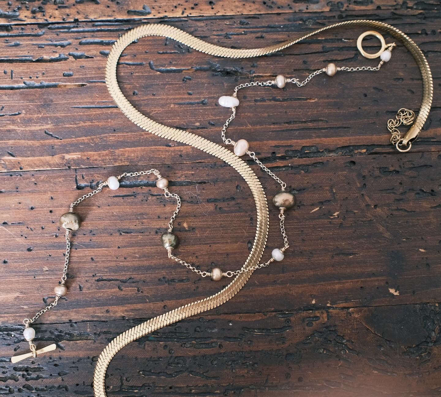 Nixie - Halsband Guld 01