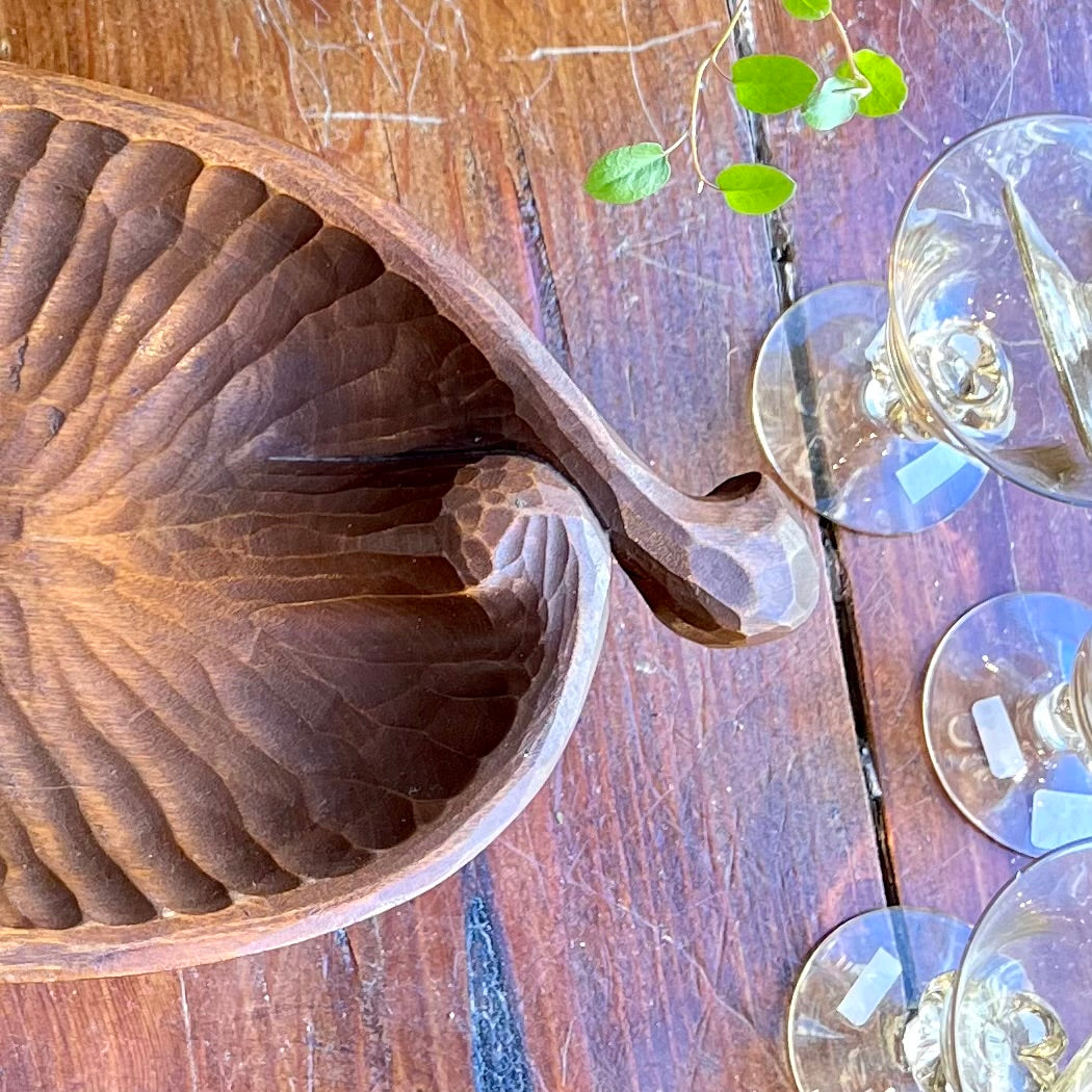 Dekorativ Träskål på Fot