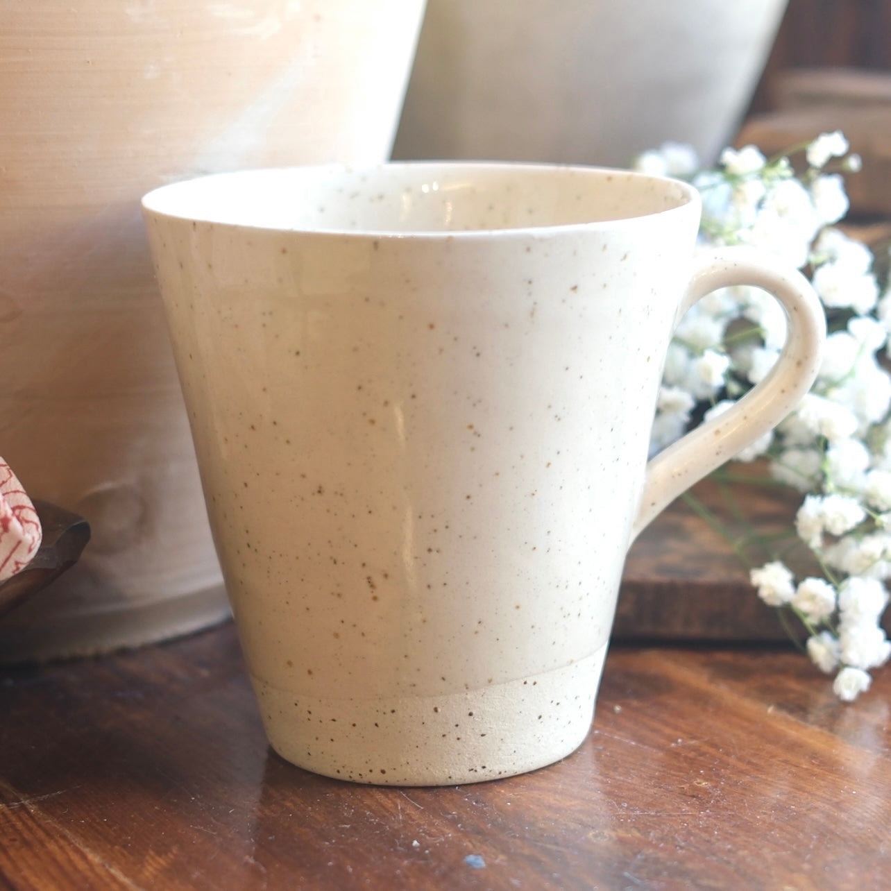 Tuttmugg Te Large Vita Blommor