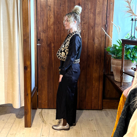 Broderad Väst - Storlek XS/S